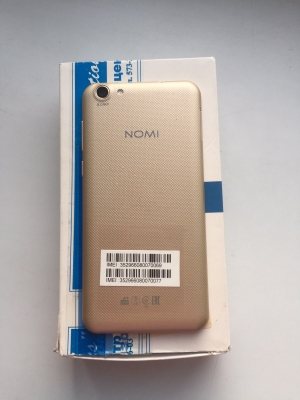 Nomi i5530 Space X Gold бу