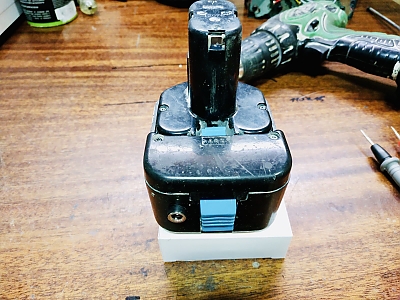 восстановление батареи на шуроповерте Makita